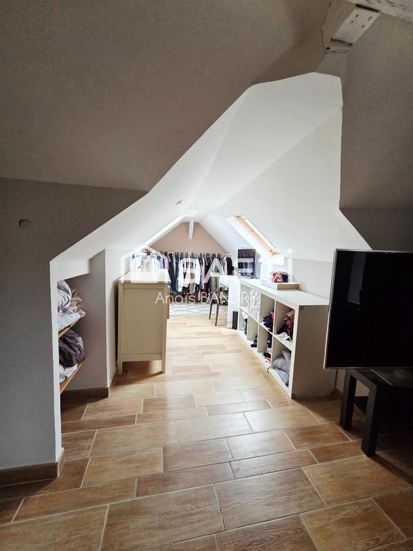 Maison - 102 m² - 6 pièces