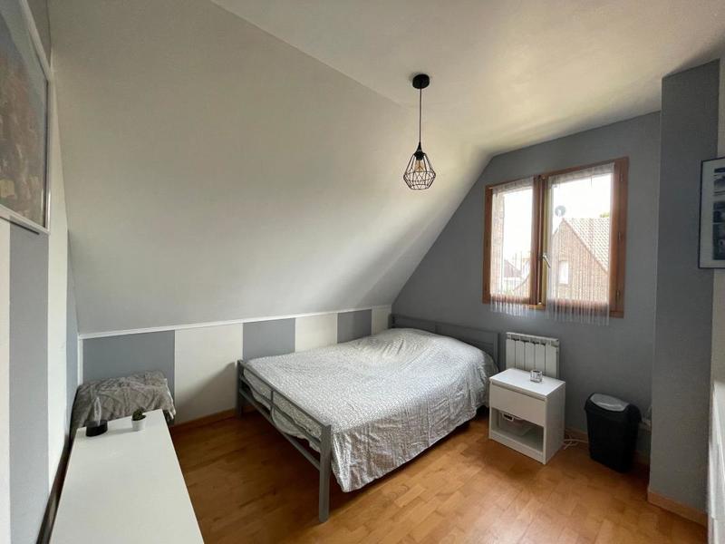 Maison - 95 m² - 5 pièces