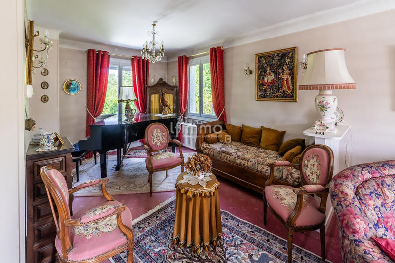 Maison - 151 m² - 6 pièces