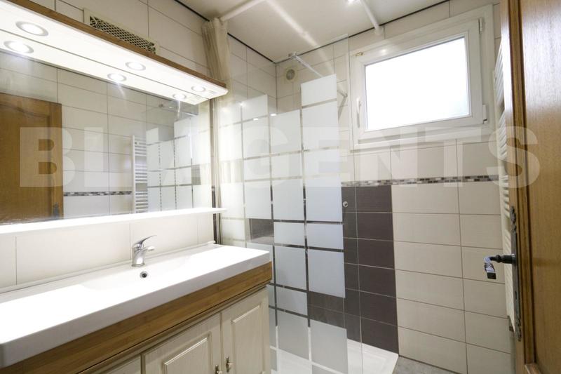 Maison - 145 m² - 8 pièces