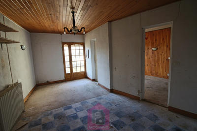 Maison - 187 m² - 9 pièces