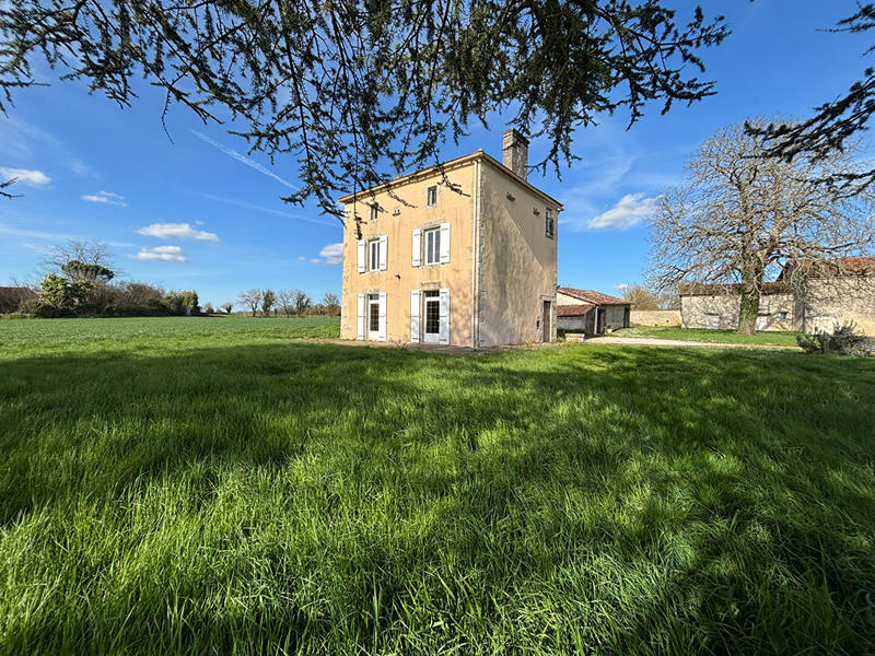 Maison - 133 m² - 6 pièces