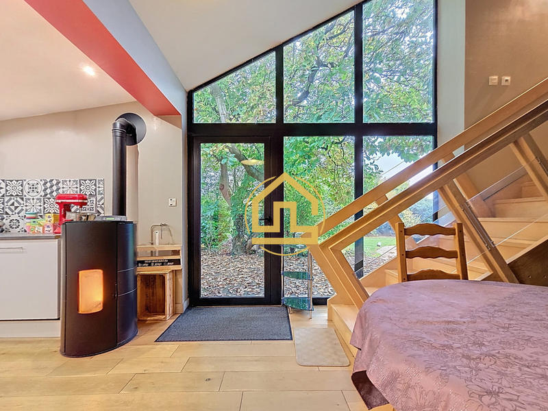 Maison ancienne - 241 m² - 9 pièces