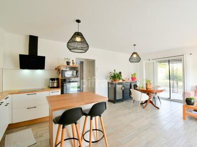 Maison - 75 m² - 4 pièces