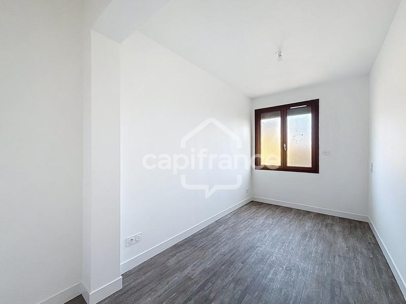 Appartement - 101 m² - 4 pièces