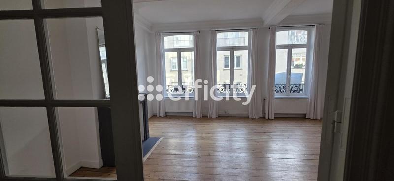 Appartement - 96 m² - 3 pièces