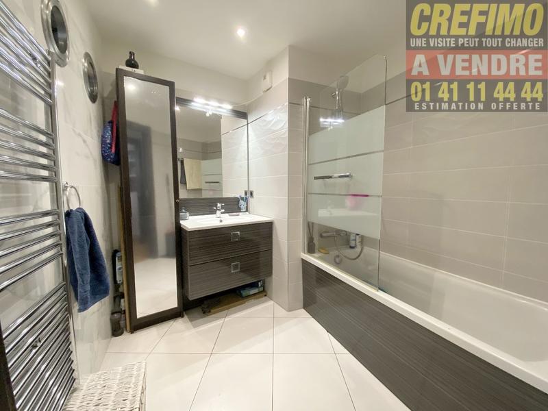 Appartement - 82 m² - 4 pièces