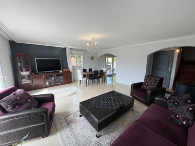 Maison - 118 m² - 5 pièces