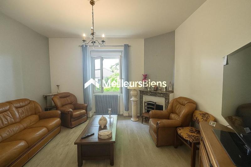 Maison - 95 m² - 5 pièces