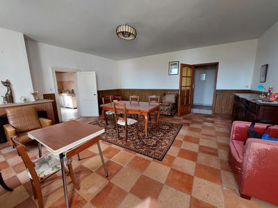 Maison - 184 m² - 6 pièces