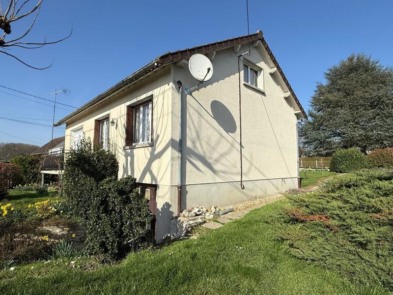 Maison - 92 m² - 5 pièces