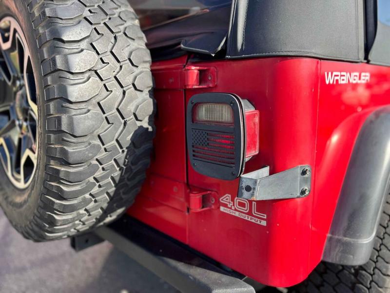 Jeep Wrangler 4.0l 6 Cylindres Rouge