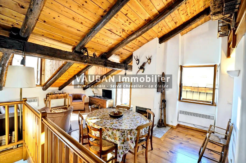 Appartement - 101 m² - 4 pièces