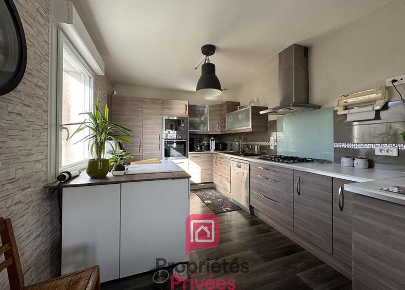 Maison - 103 m² - 6 pièces