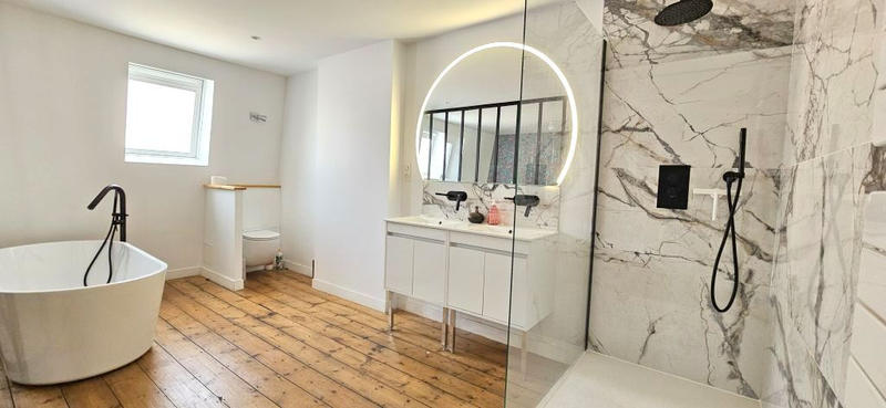 Maison - 164 m² - 5 pièces