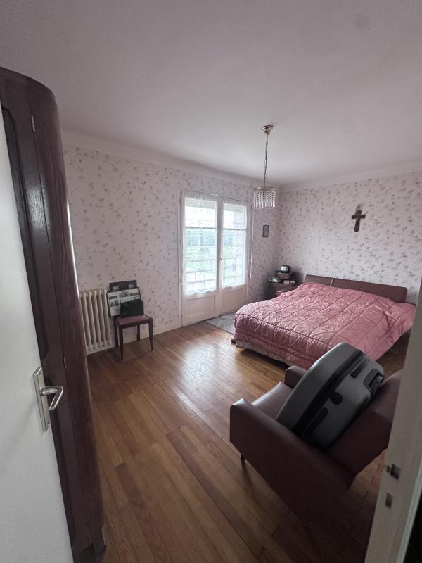 Maison - 96 m² - 5 pièces