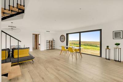 Maison - 160 m² - 6 pièces