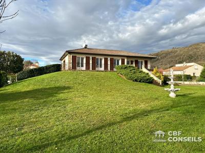 Maison - 200 m² - 6 pièces