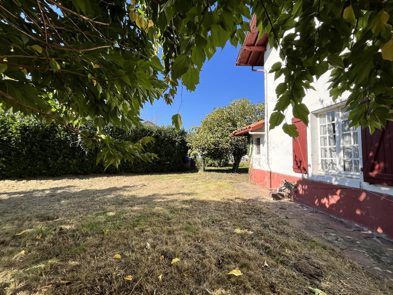 Maison - 264 m² - 13 pièces