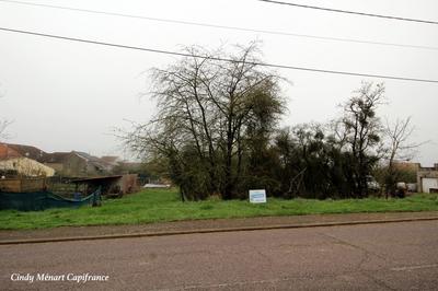 Terrain constructible - 867 m²