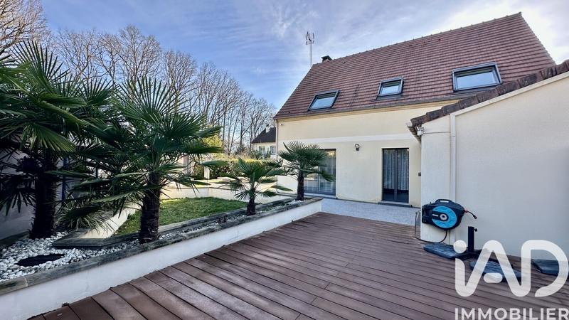 Maison - 142 m² - 7 pièces