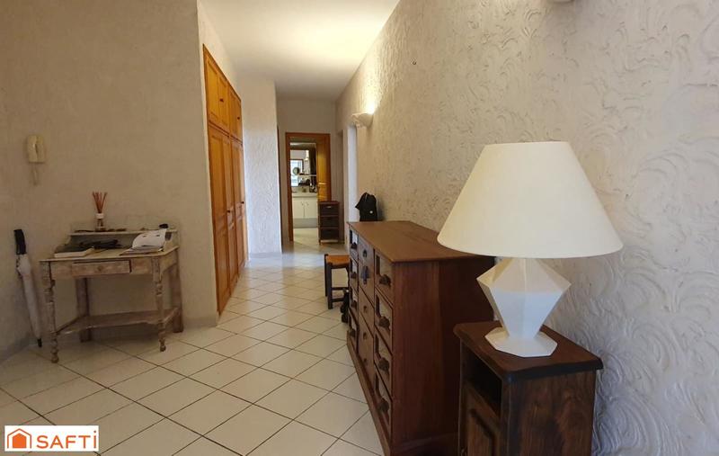 Appartement - 108 m² - 3 pièces