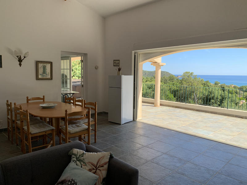 Villa - 183 m² - 7 pièces