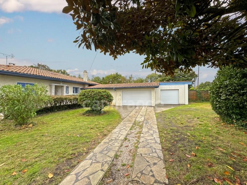 Local commercial - 106 m² - 5 pièces