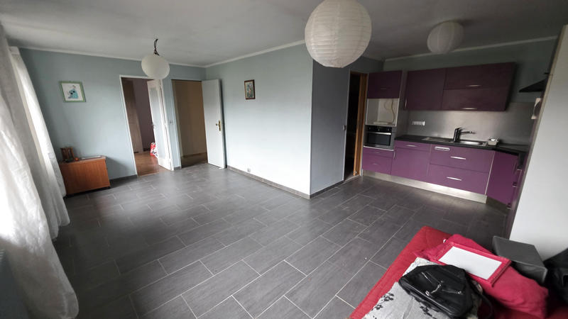 Maison - 180 m² - 7 pièces