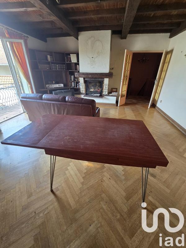 Maison - 198 m² - 8 pièces