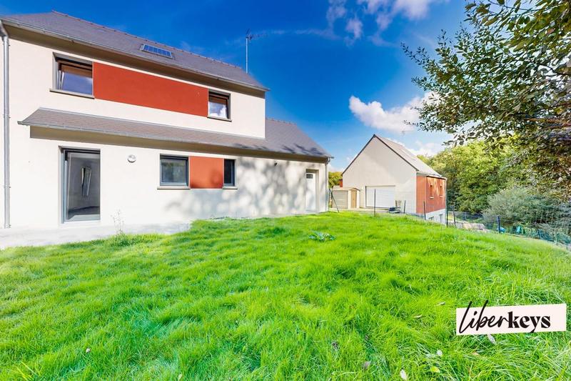 Maison - 102 m² - 5 pièces