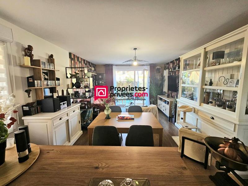 Appartement - 70 m² - 2 pièces