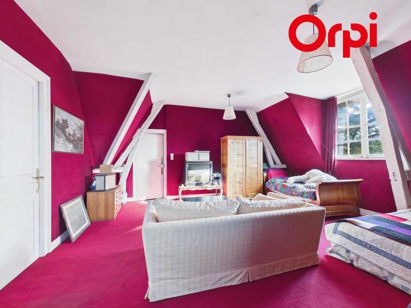 Maison - 380 m² - 13 pièces