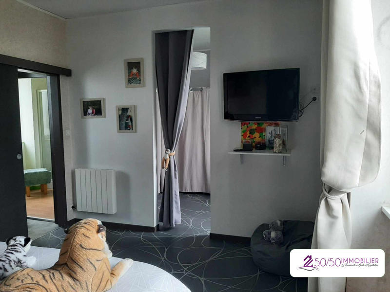 Maison traditionnelle - 144 m² - 6 pièces