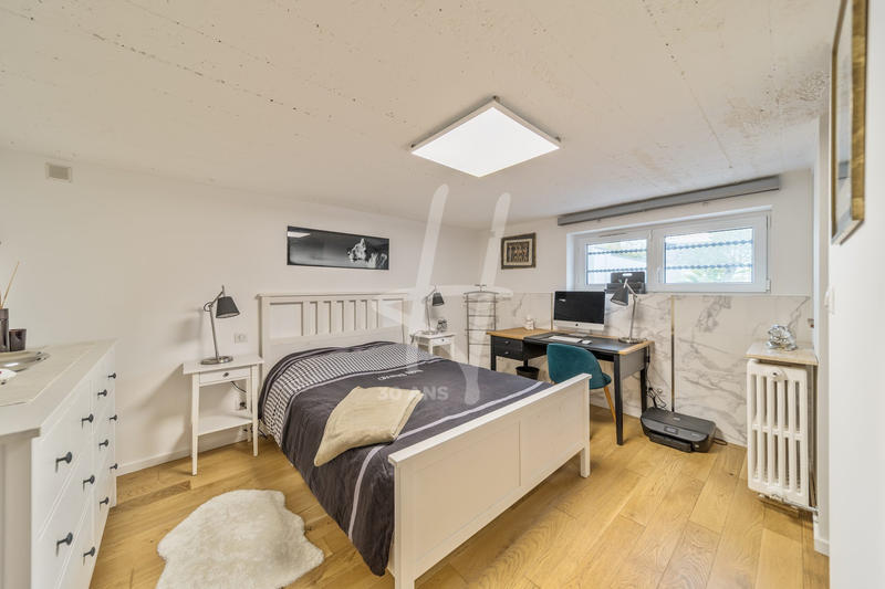 Maison - 158 m² - 7 pièces