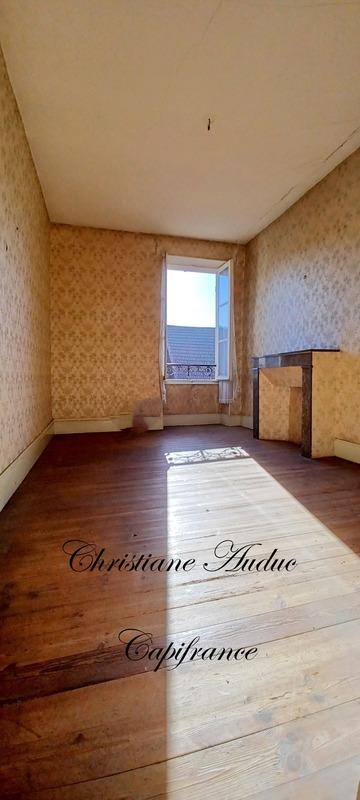 Maison - 144 m² - 8 pièces