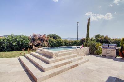 Maison - 143 m² - 5 pièces