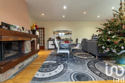 Maison - 196 m² - 8 pièces