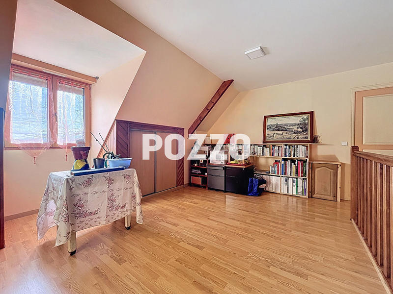 Maison - 195 m² - 7 pièces