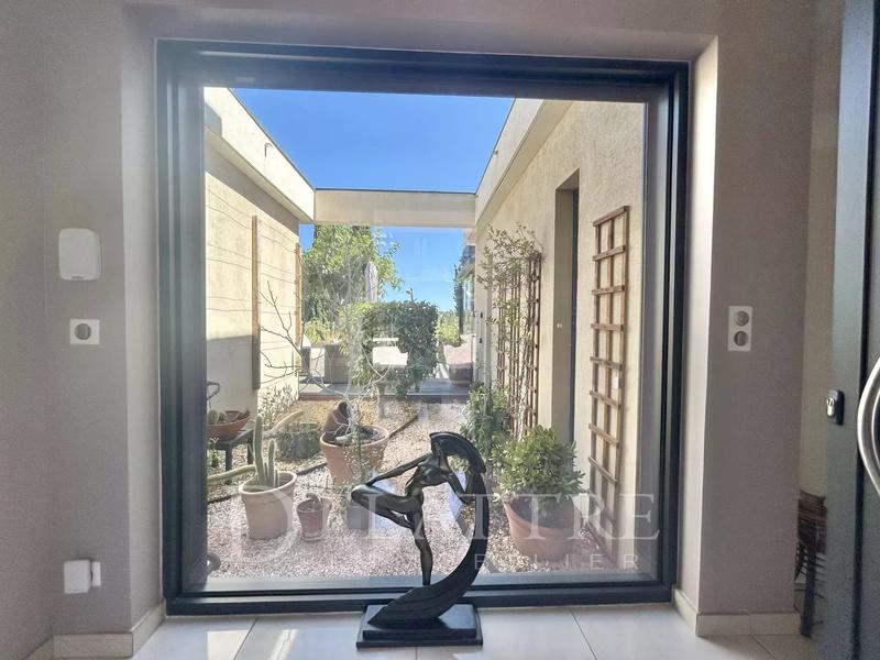 Villa - 30 m² - 5 pièces