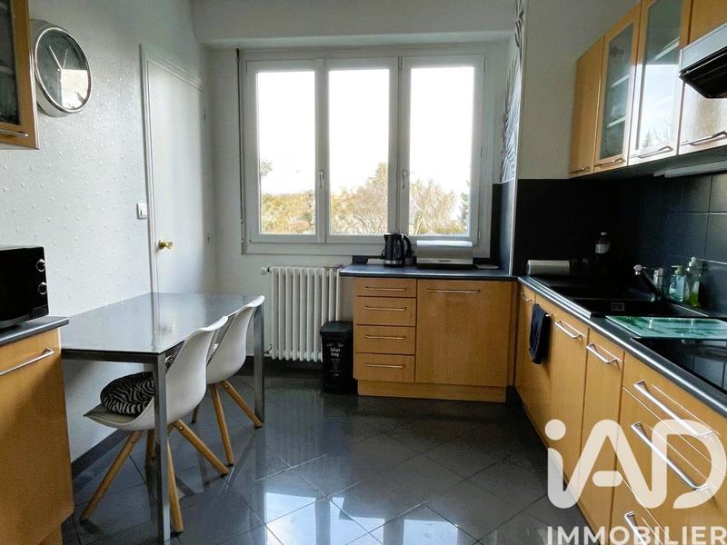 Appartement - 147 m² - 7 pièces