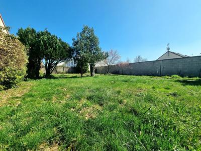 Terrain constructible - 400 m²