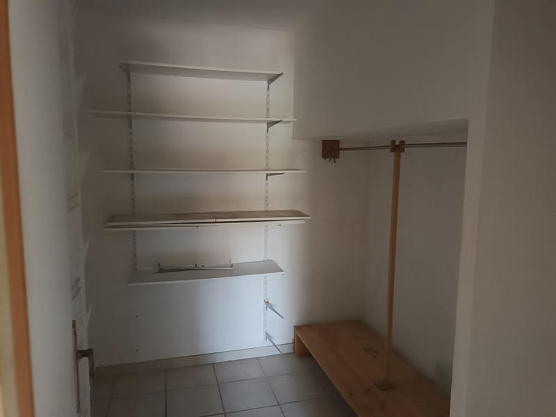 Maison - 220 m² - 8 pièces