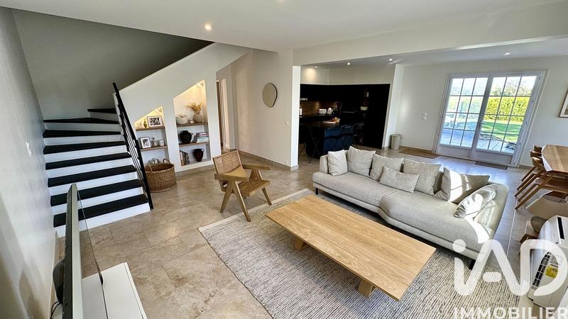 Maison - 188 m² - 6 pièces