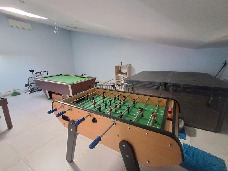 Maison - 178 m² - 5 pièces