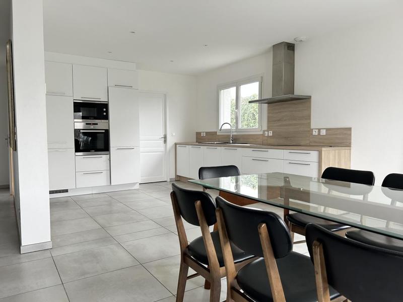 Maison - 145 m² - 5 pièces