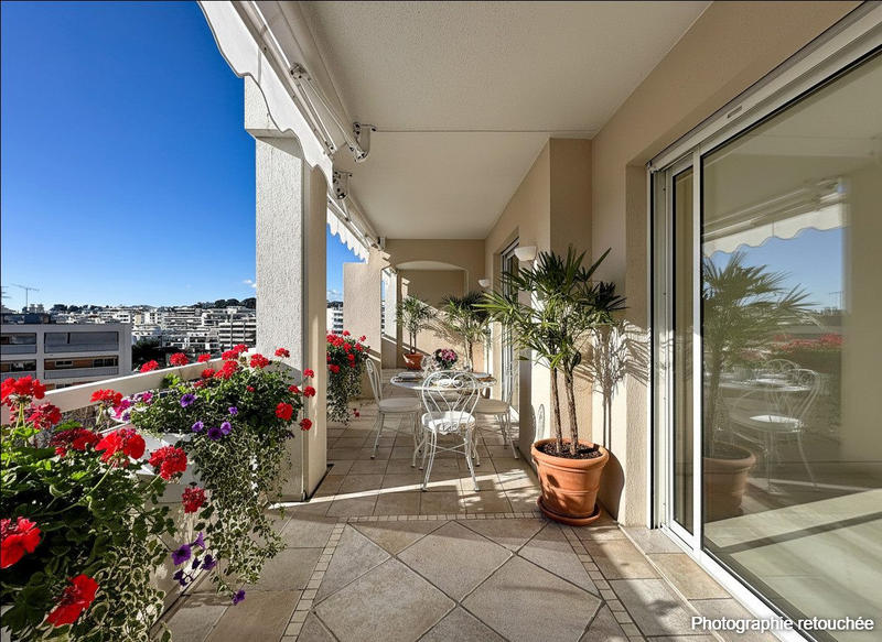 Appartement - 95 m² - 4 pièces