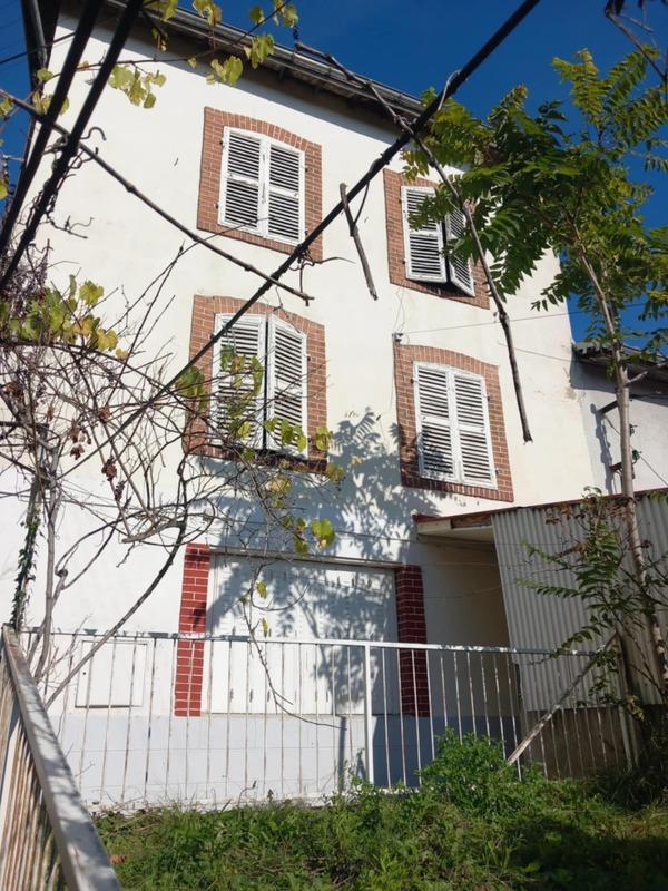 Maison - 170 m² - 3 pièces