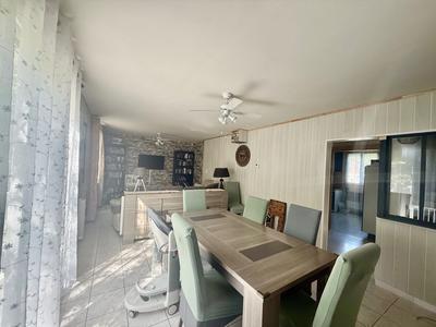 Maison - 119 m² - 8 pièces