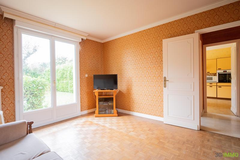 Maison traditionnelle - 140 m² - 6 pièces